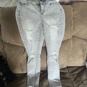 Distressed SO Gray Women's Jeans